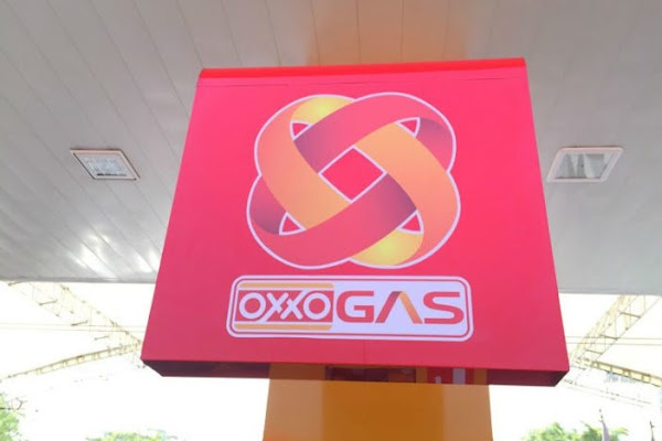 Oxxo y 7-Eleven, los grandes beneficiarios del gasolinazo de Peña Nieto