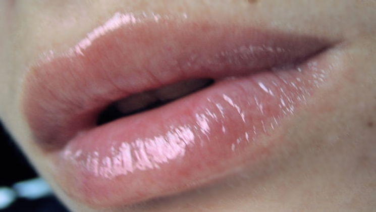 Importancia de hidratar los labios