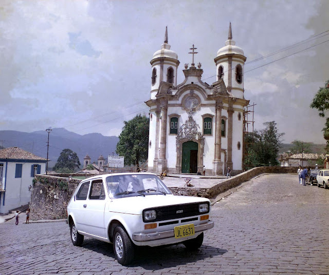 Fiat 147 - pioneiro da marca no Brasil