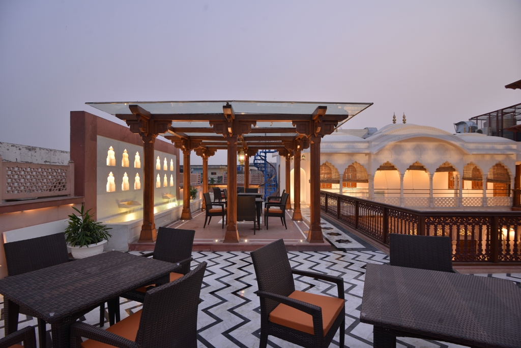 Foodmaniacs HAVELI DHARAMPURA TERRACE & BAR LAUNCHED
