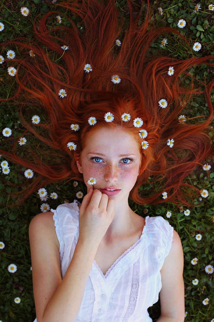 Stunning Portraits of Red-Haired Beauties, Personifying the Spirit of Summer