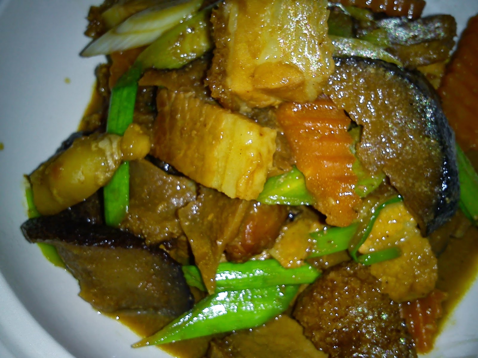 Cooking Pleasure BRAISED SEA CUCUMBER WITH ROASTED PORK