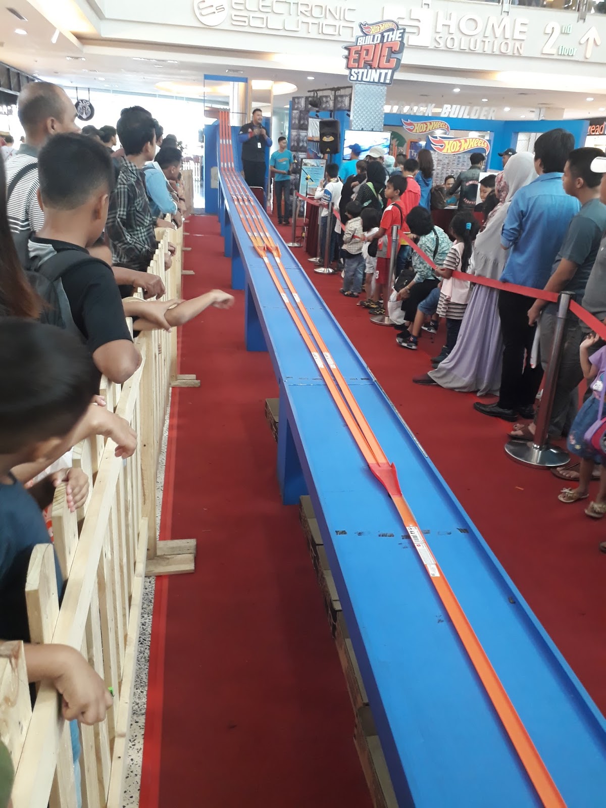 hot wheels track tips