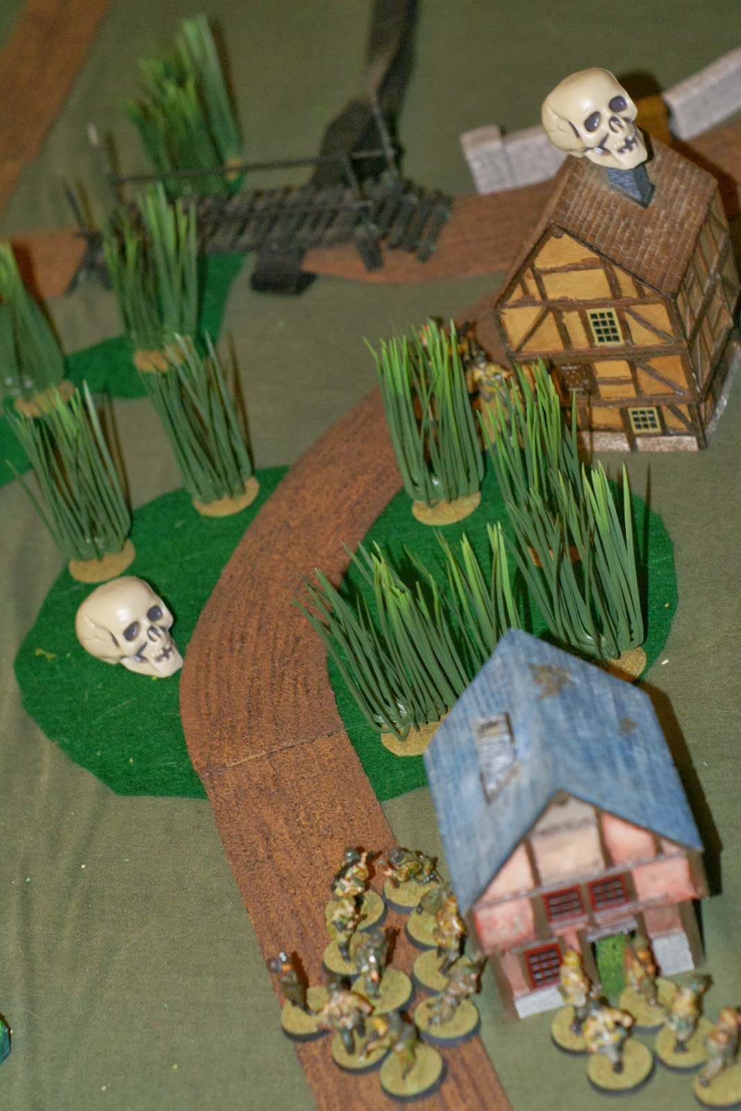 My Little World Of Dementia Disposable Heroes does Squad Leader AAR