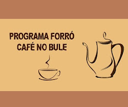 CAFÉ NO BULE