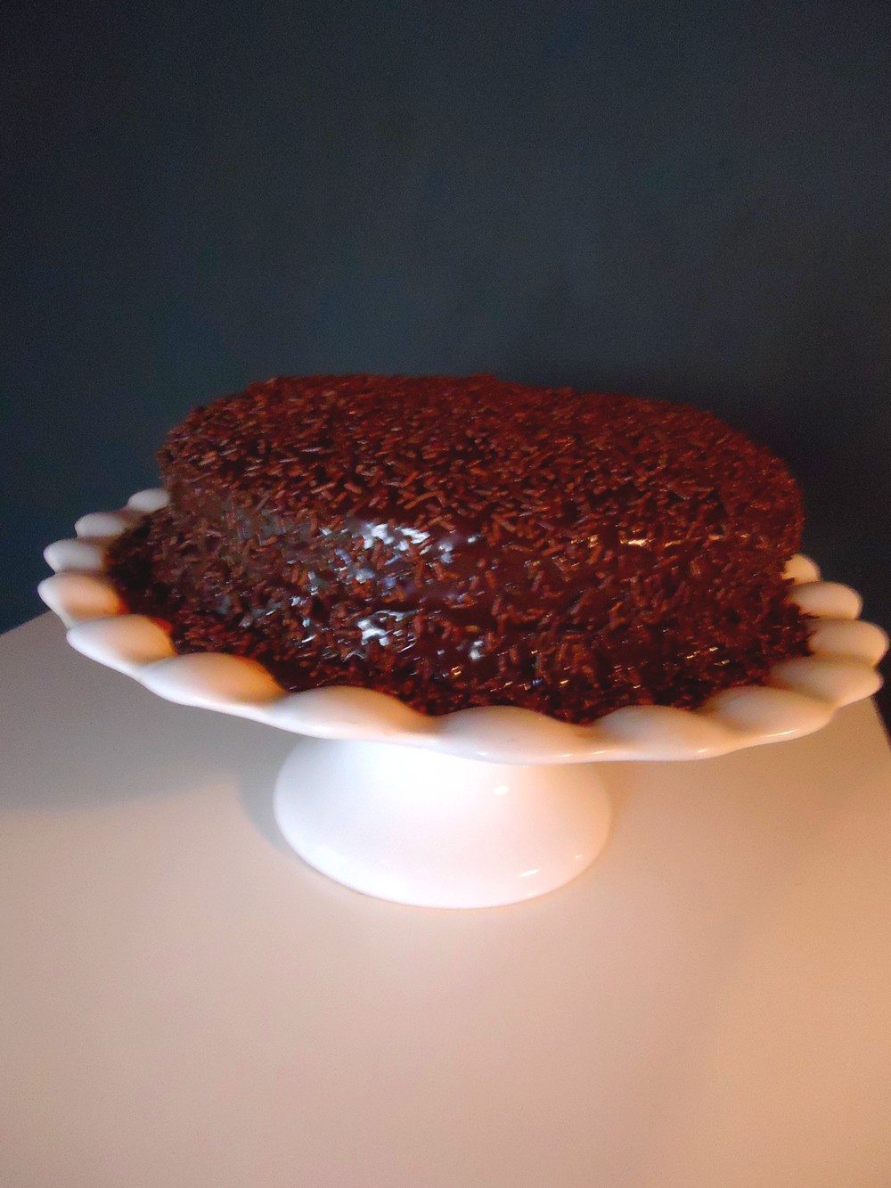 Bolo brigadeiro com recheio de doce de leite (de leite condensado) \u2665 ...