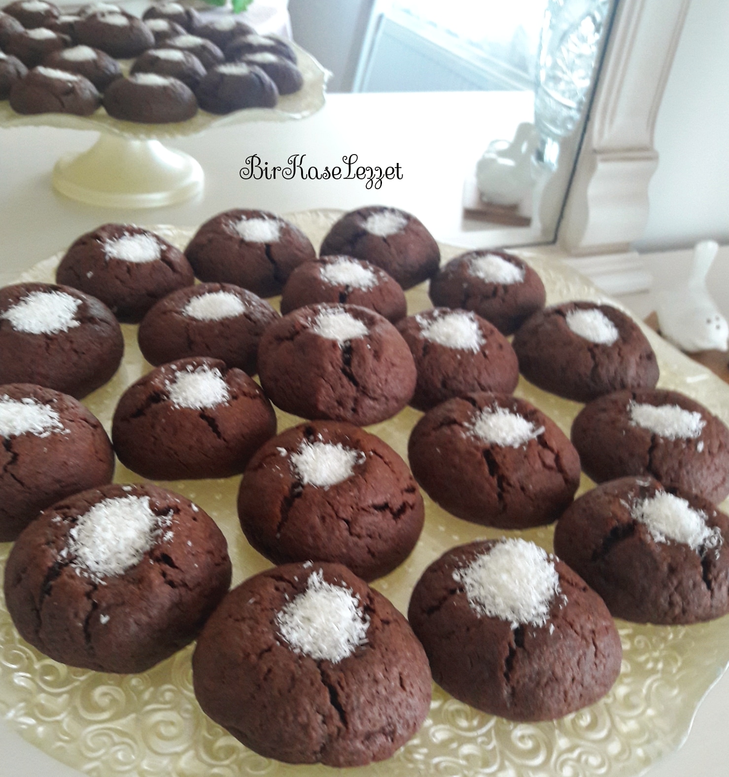 BROWNİ ISLAK KURABİYE TARİFİ Bir Kase Lezzet