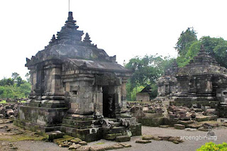candi plaosan kidul klaten