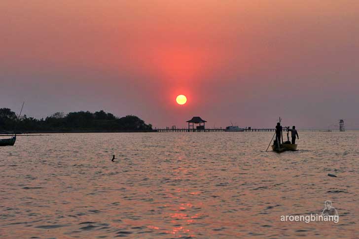 pantai teluk awur jepara