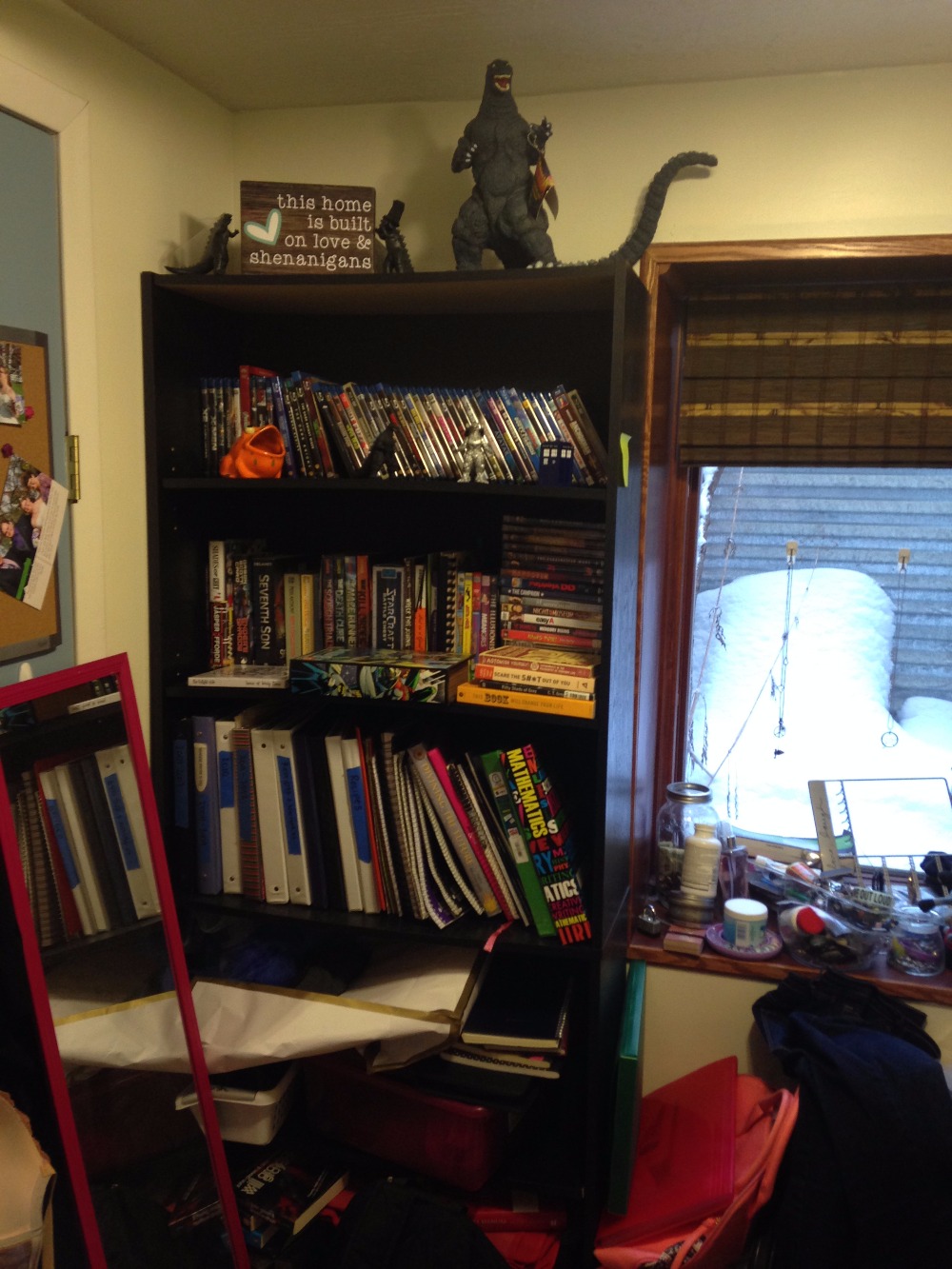 How Are You Getting Organized this Year? Bookshelf Organization How Are You Getting Organized this Year? Bookshelf Organization