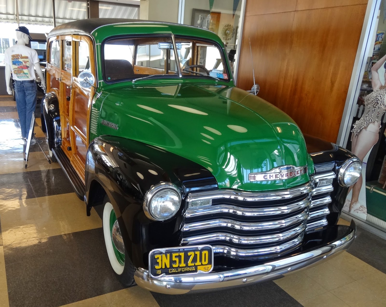 Nostalgia on Wheels 1952 Chevy / Campbell Company Suburban Woodie