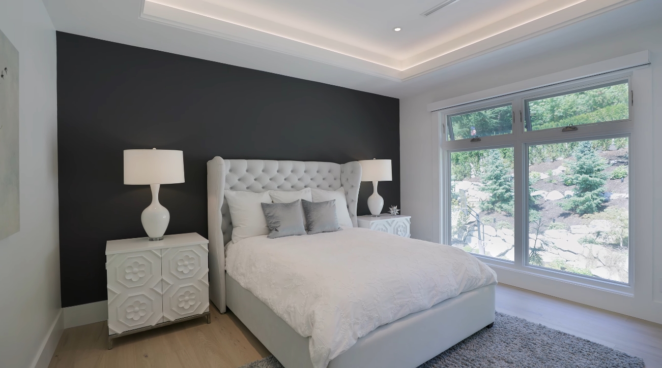 74 Photos vs. Luxury Contemporary Home In West Vancouver Interior Design Tour