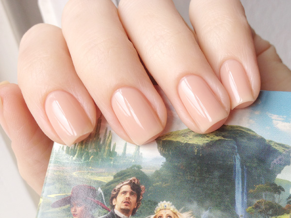 OPI - Glints of Glinda (Oz the Great and Powerful)