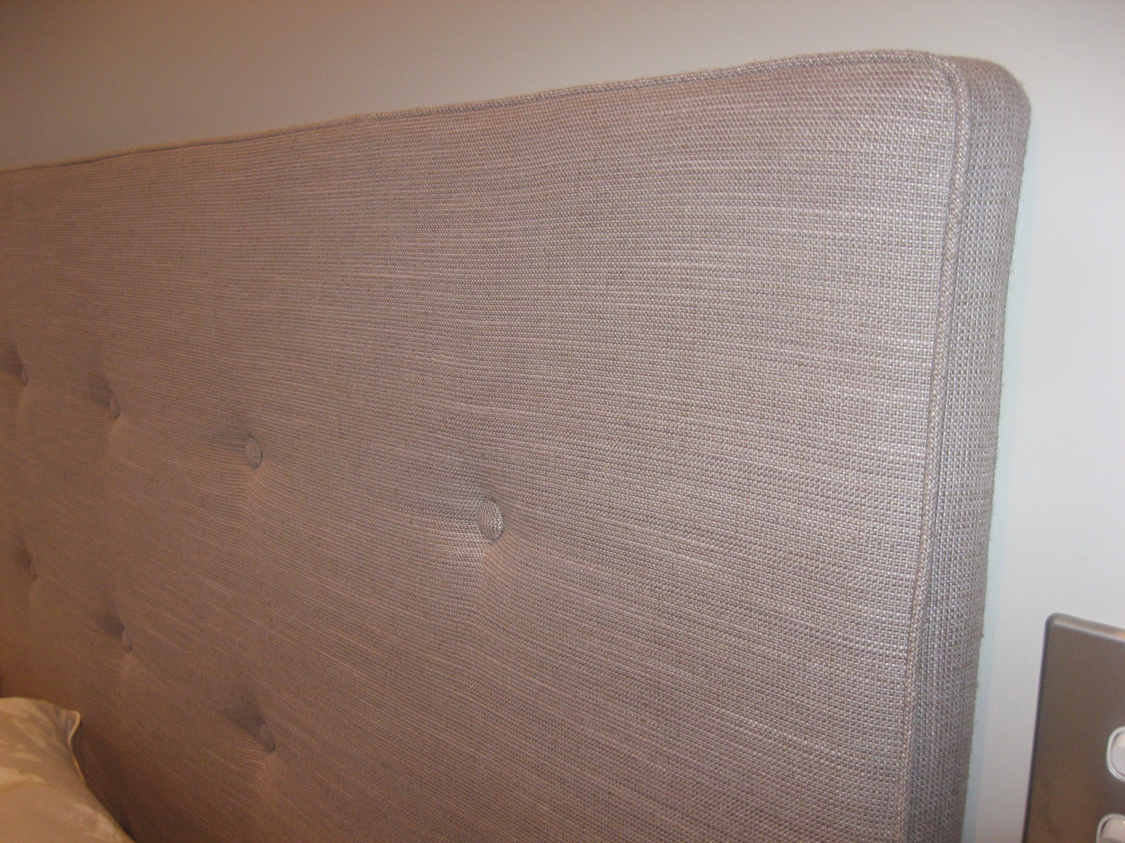 Gee's Projects Upholstered headboard