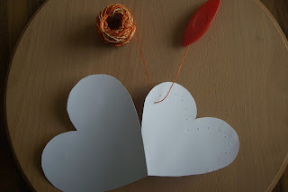 Greeting card with tatting decoration - Biglietto d'auguri con decorazione a chiacchierino Greeting card with tatting decoration - Biglietto d'auguri con decorazione a chiacchierino