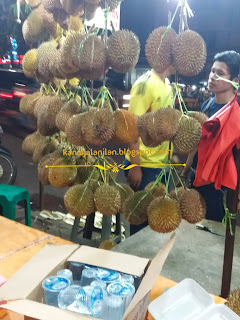 Durian di Mangga Besar