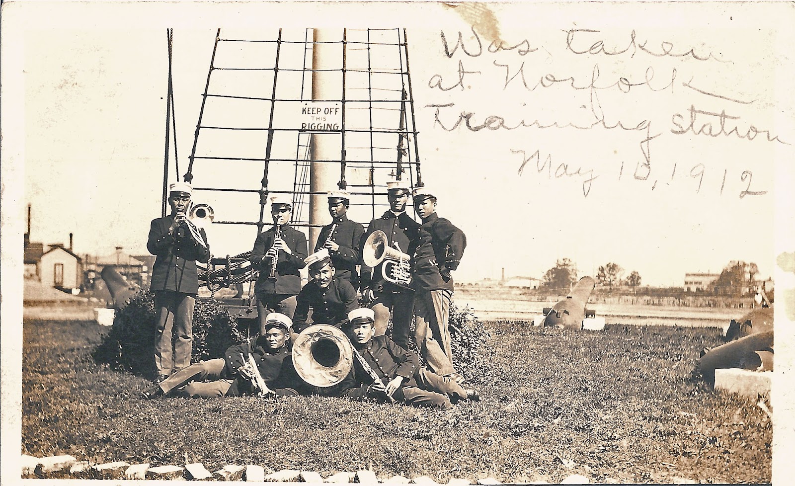 TempoSenzaTempo A Filipino Navy Band