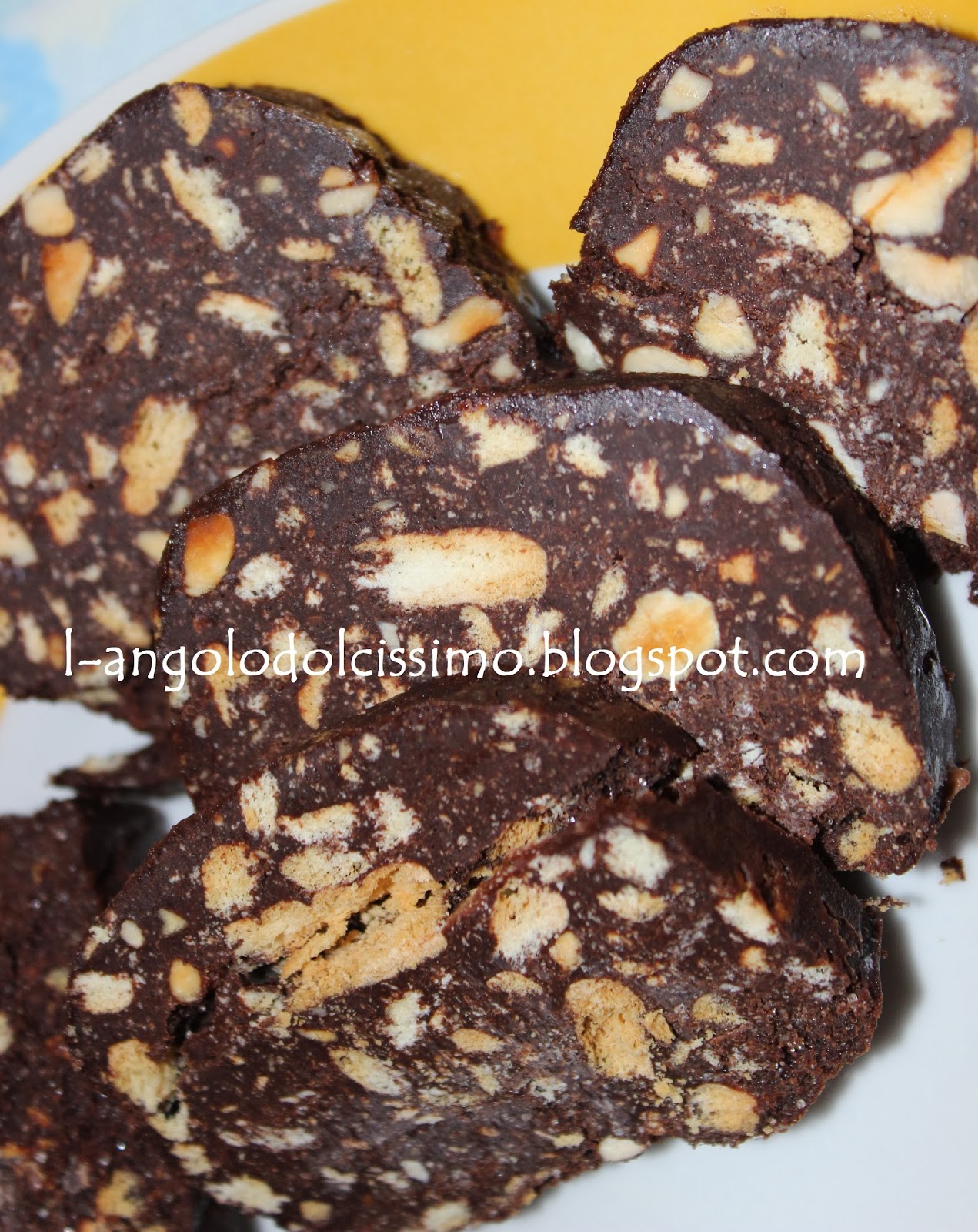 L' ANGOLO DOLCISSIMO SALAME INGLESE SENZA UOVA