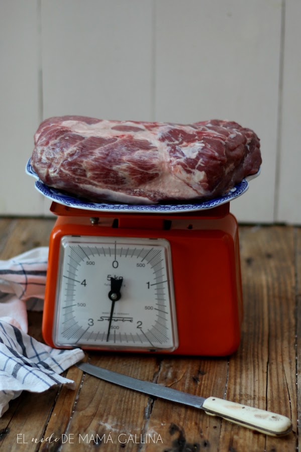 aguja de cerdo asada