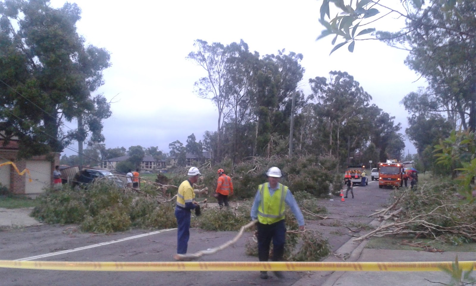 Why I Love Mount Druitt! Mount Druitt Cops Bad Weather Some House Destroyed And Uproots Many