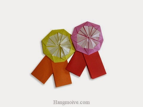 Cách gấp, xếp cái huy hiệu bằng giấy origami - Video hướng dẫn xếp hình đồ thời trang - How to fold a Medal Cách gấp, xếp cái huy hiệu bằng giấy origami - Video hướng dẫn xếp hình đồ thời trang - How to fold a Medal