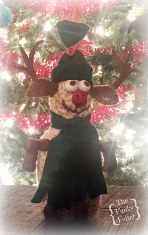 the-funky-felter-free-crochet-christmas-reindeer-pattern