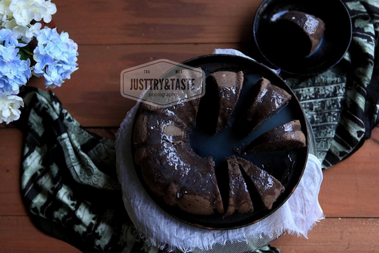 Resep Cake Kukus Ubi Jalar Ungu dengan Glazing Coklat Putih