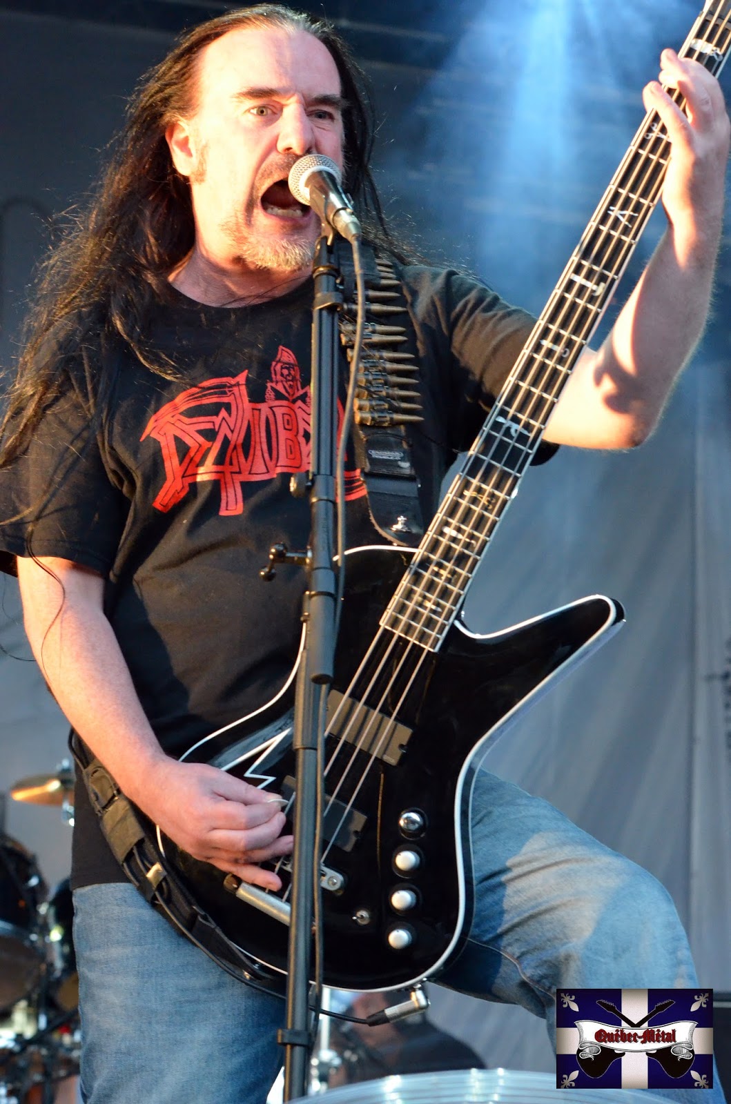 Похороны чака шульдинера. Chuck schuldiner's. Чак шульдинер американский музыкант. Чак шульдинер гитара. Чак шульдинер 2000.