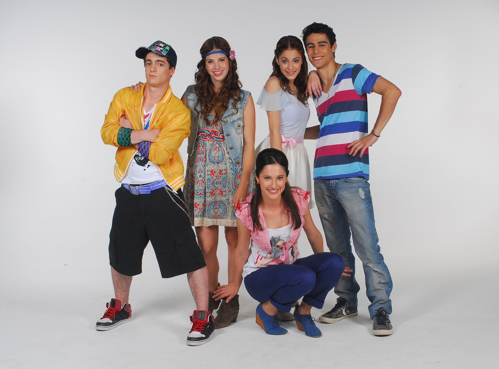 Personajes de la serie juvenil Violetta Más Telenovelas
