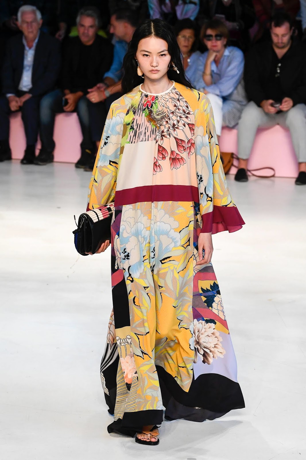 BRIGHT AND BEAUTIFUL: ETRO