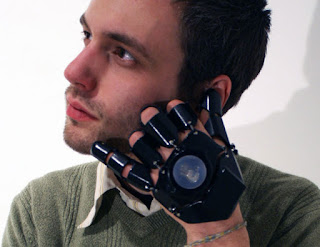 Glove One-Future mobile phone