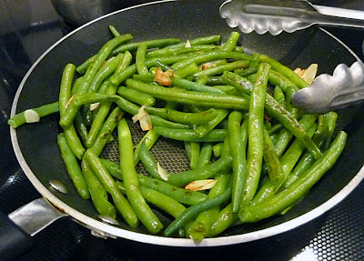 Fluffy Chix Cook: Sambal Oelek Green Beans With Garlic - Another Veggie ...