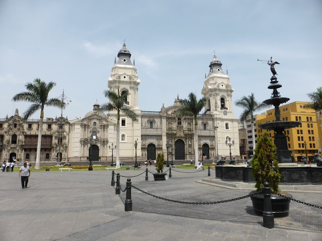 JOUR 1 : Arrivée à Lima