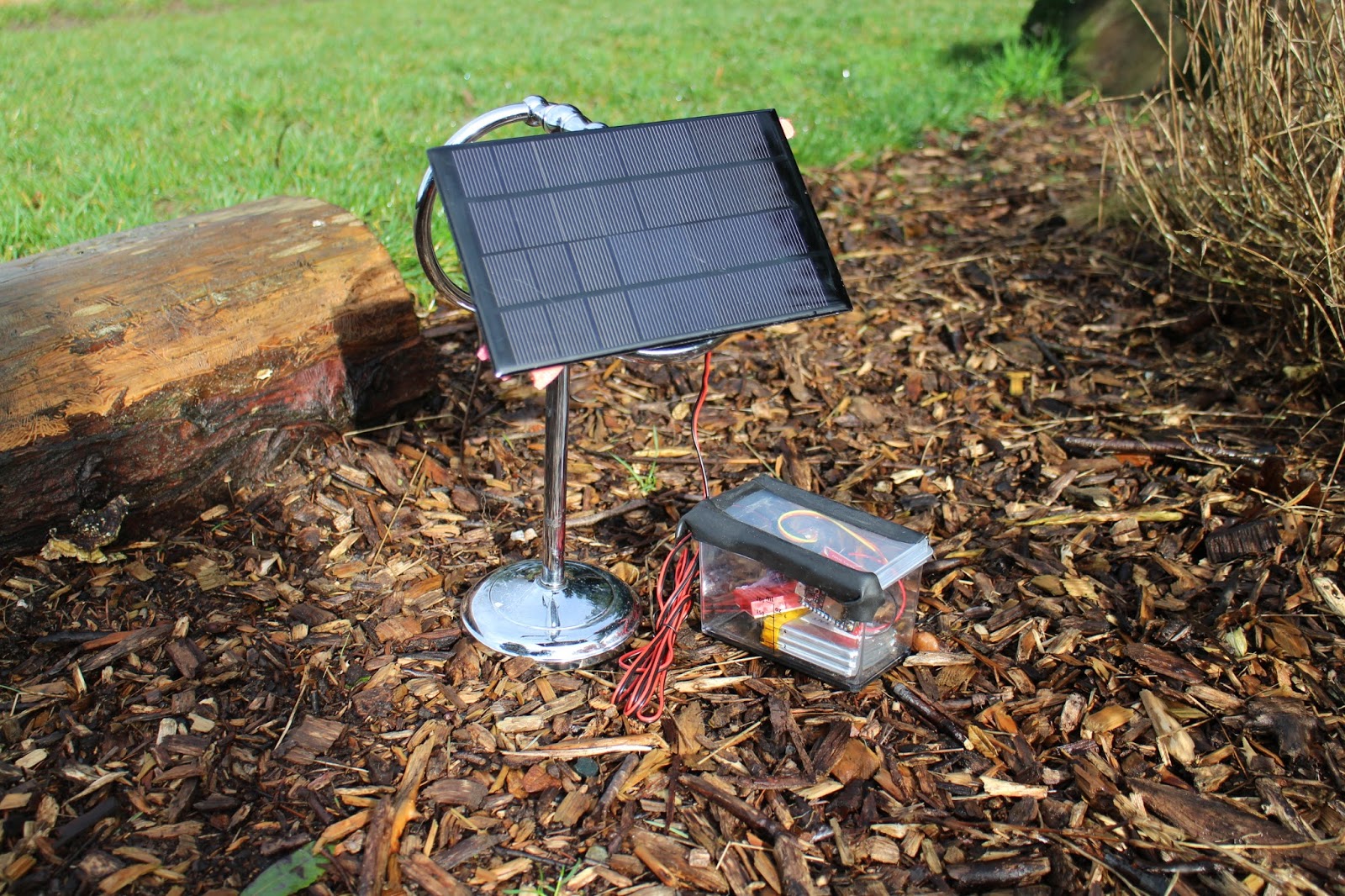 Maker Quest Solar Powered Remote Temperature Sensor