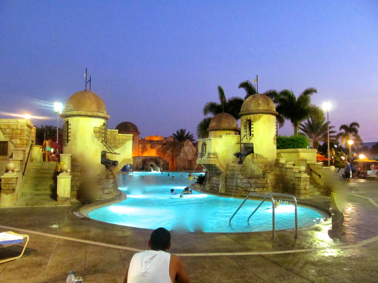 Pool at Disney's Caribbean Beach Resort http://www.ouroutdoortravels.blogspot.com
