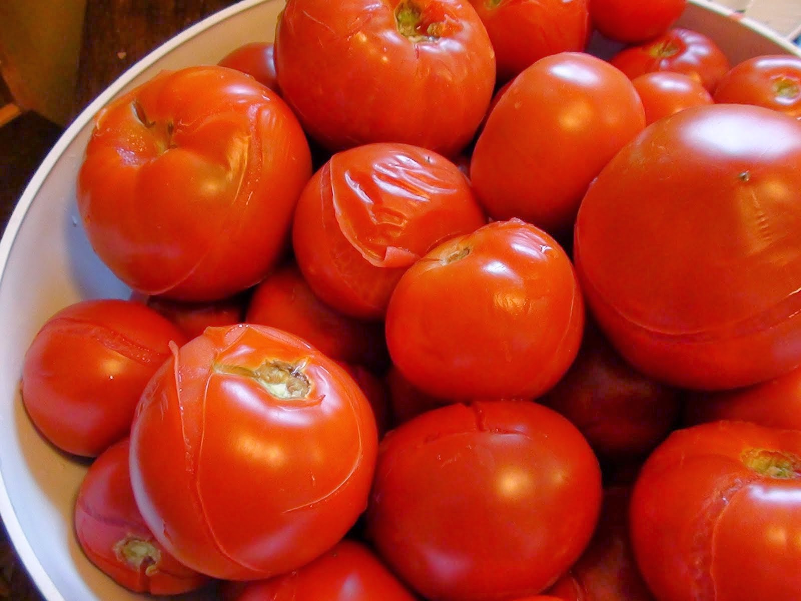 zsuzsa is in the kitchen: RUSTIC TOMATO SAUCE