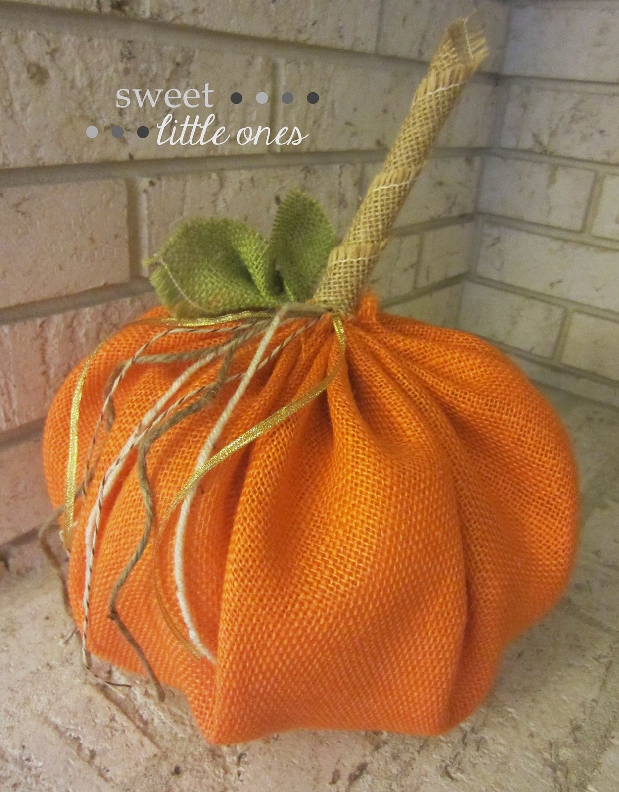 DIY Fabric and Burlap Pumpkins - www.sweetlittleonesblog.com