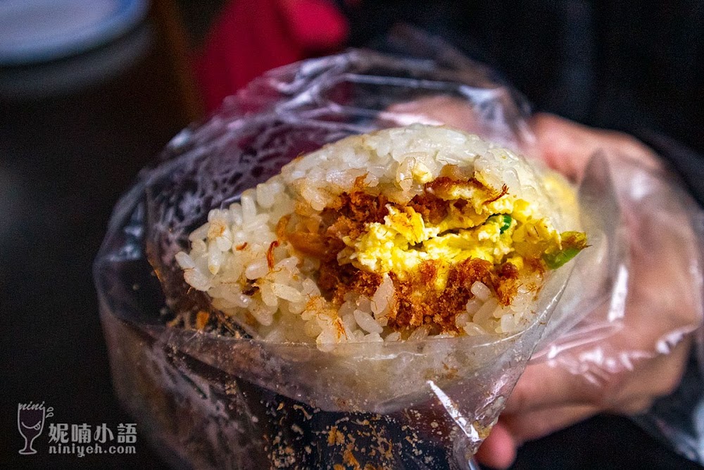 【台北大同區美食】津津豆漿。讓英雄也落淚的韭菜炸蛋餅