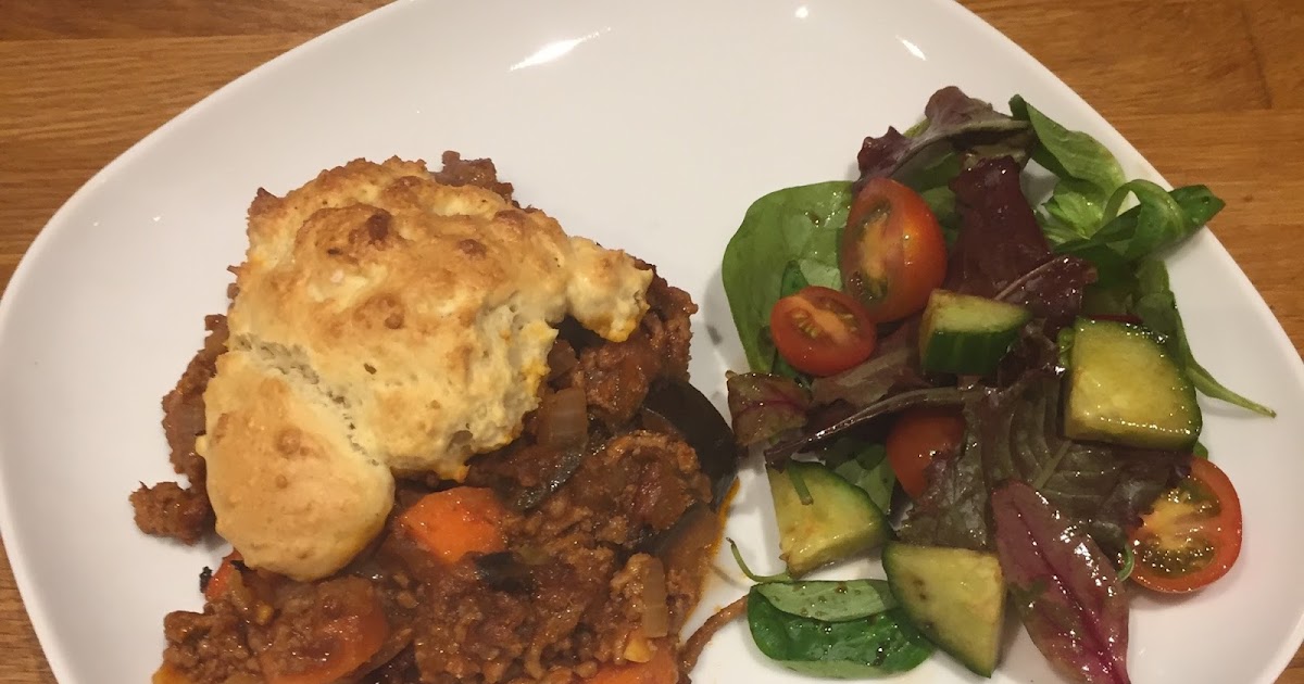 Get in for your dinner! Minced Beef Cobbler