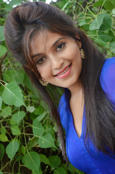 Anjali at Geethanjali press meet