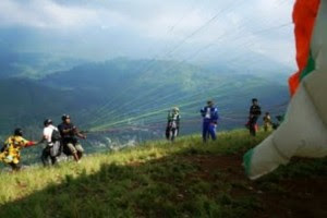 serunya berwisata ke paralayang, malang serunya berwisata ke paralayang, malang