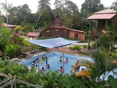 Trata' Leka Parit Jawa Muar - Homestay Resort