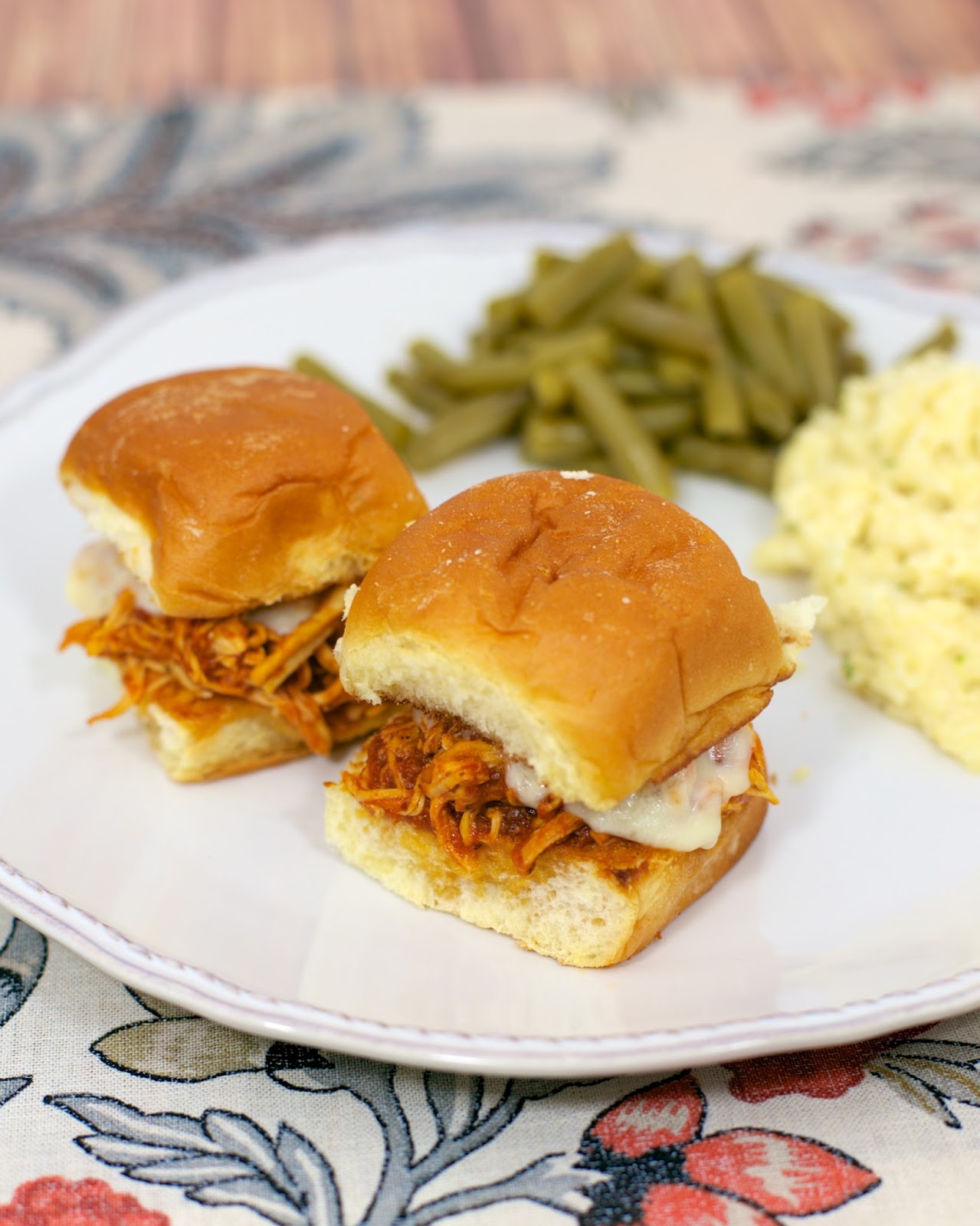Slow Cooker Chicken Parmesan Sliders - only 3 ingredients for the chicken! Chicken, spaghetti sauce, garlic, mozzarella cheese and buns. Great for an easy weeknight meal or tailgating. Everyone cleaned their plate!! Slow Cooker Chicken Parmesan Sliders - only 3 ingredients for the chicken! Chicken, spaghetti sauce, garlic, mozzarella cheese and buns. Great for an easy weeknight meal or tailgating. Everyone cleaned their plate!!