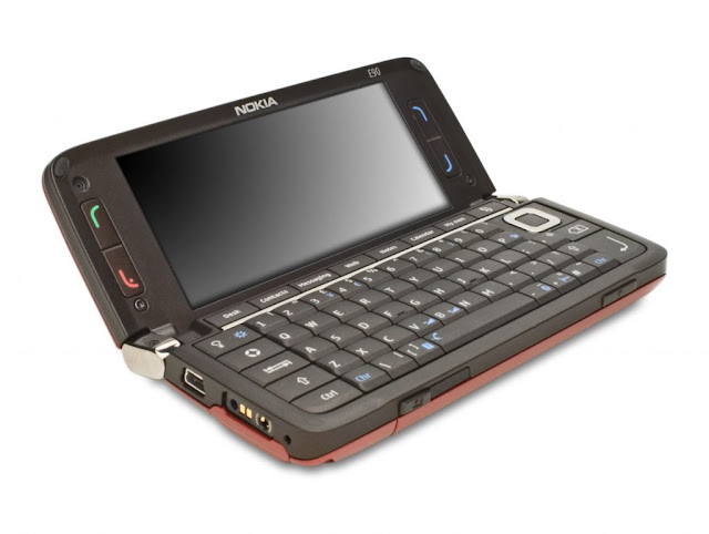 Nokia E90 Nokia E90 Communicator Image