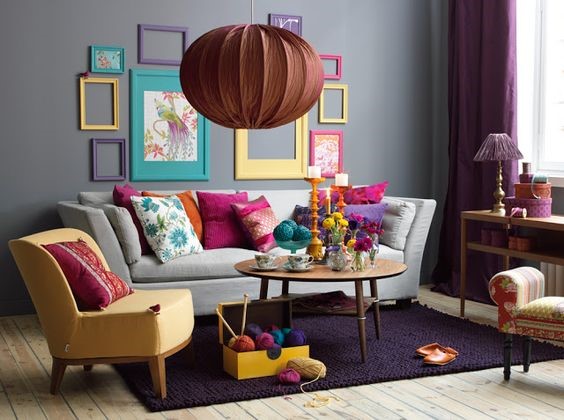 The design equivalent of Chanel’s little black dress x 30 - gray sofa 23 www.bohohome.com @bohosusan