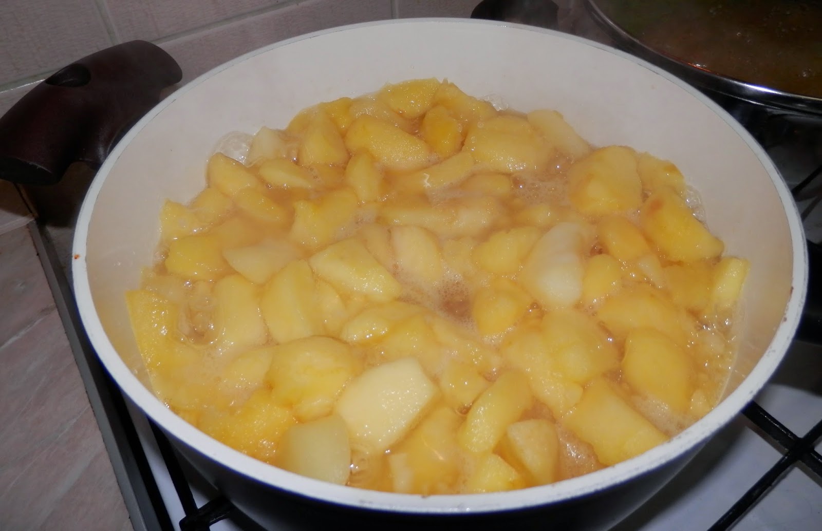 Recepty: domáce jablkové pyré = - TheDaniellaBlog| ♥ Beauty ♥ Lifestyle ...