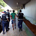 Em Ceilândia, homem assalta mulher e bate em criança de 5 anos