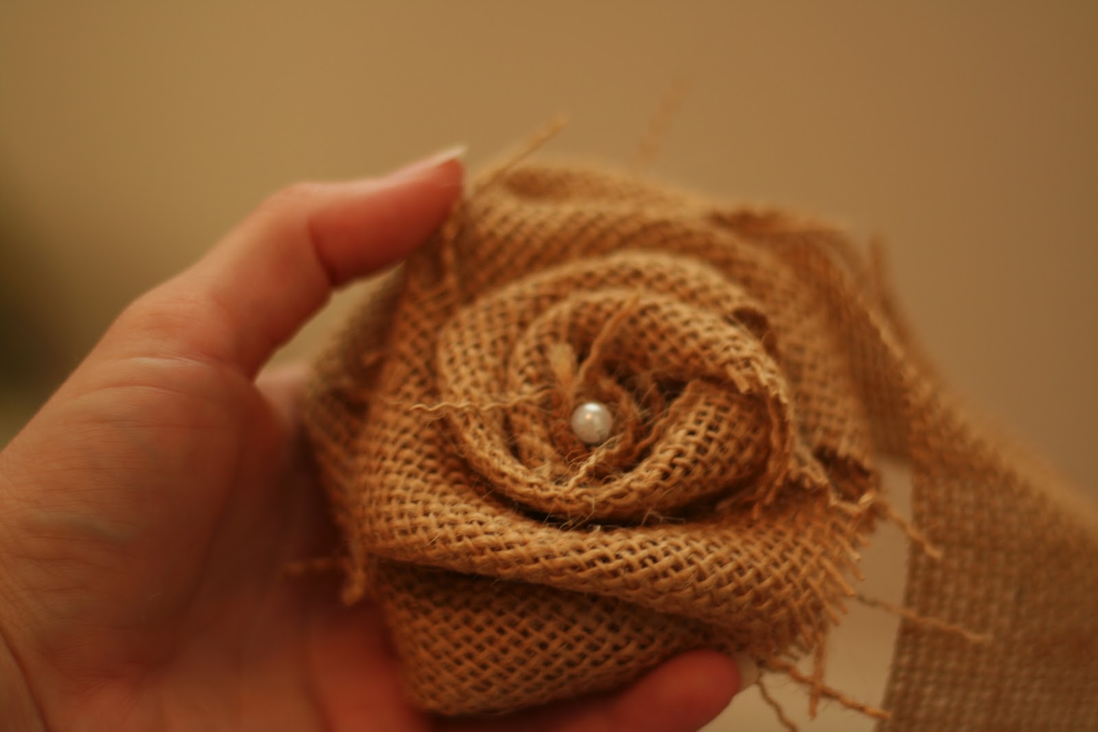 Imagine Create Produce: Burlap Roses