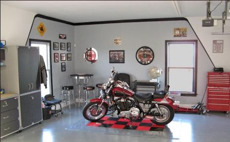 Ein Huf Haus fuer die Oberlausitz: Harley Davidson