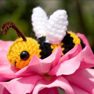 PATRON ABEJA AMIGURUMI 417